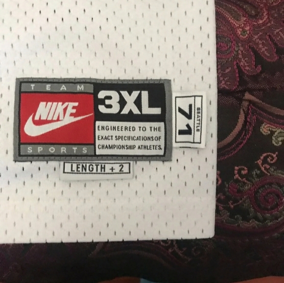 Hat an Jersey combo - Picture 4 of 6